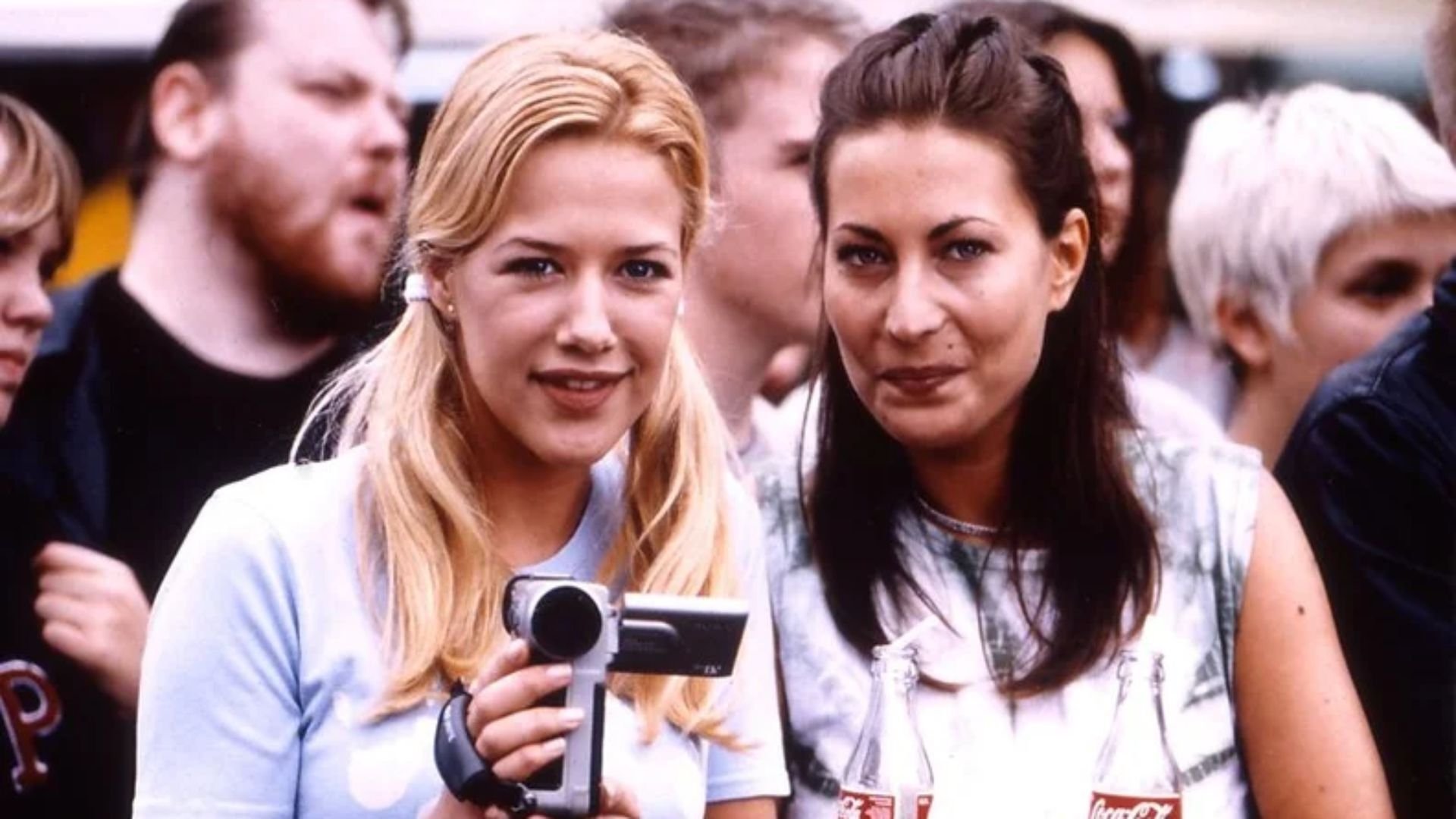 Bang, Boom, Bang Background