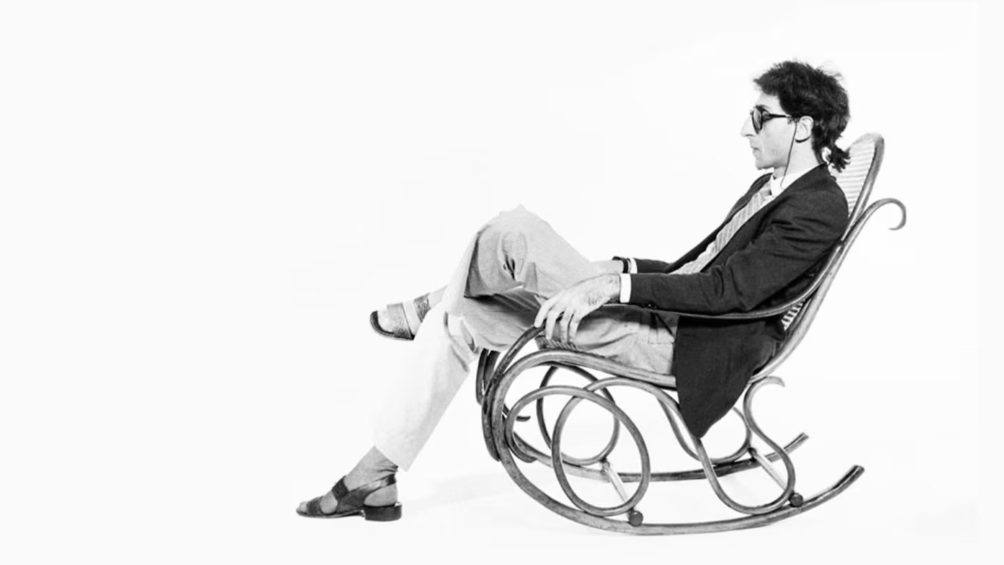 Il coraggio di essere Franco Background