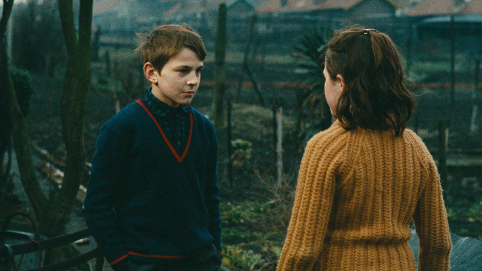 Naked Childhood Background