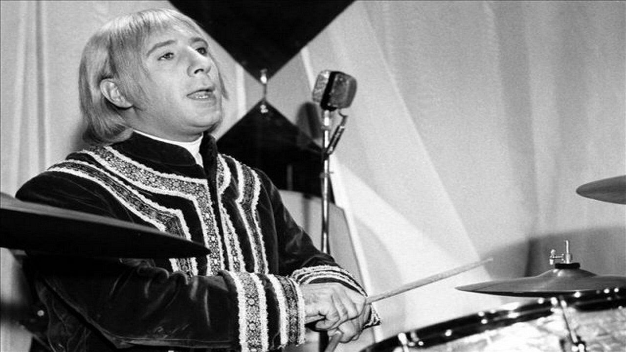 Una vez al año ser hippy no hace daño Background