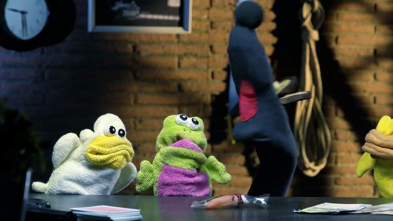 Pupazzo criminale - La serie Background