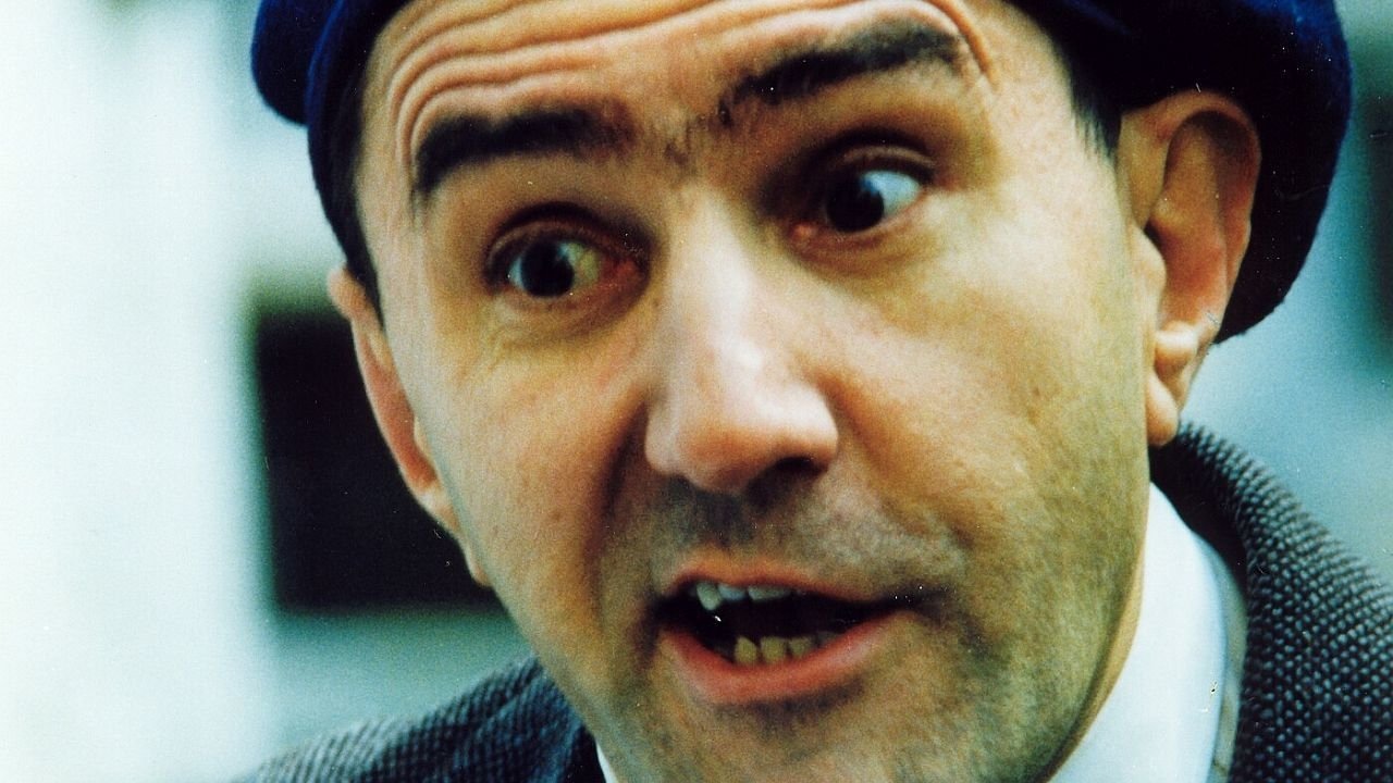 6:3, Play It Again Tutti Background