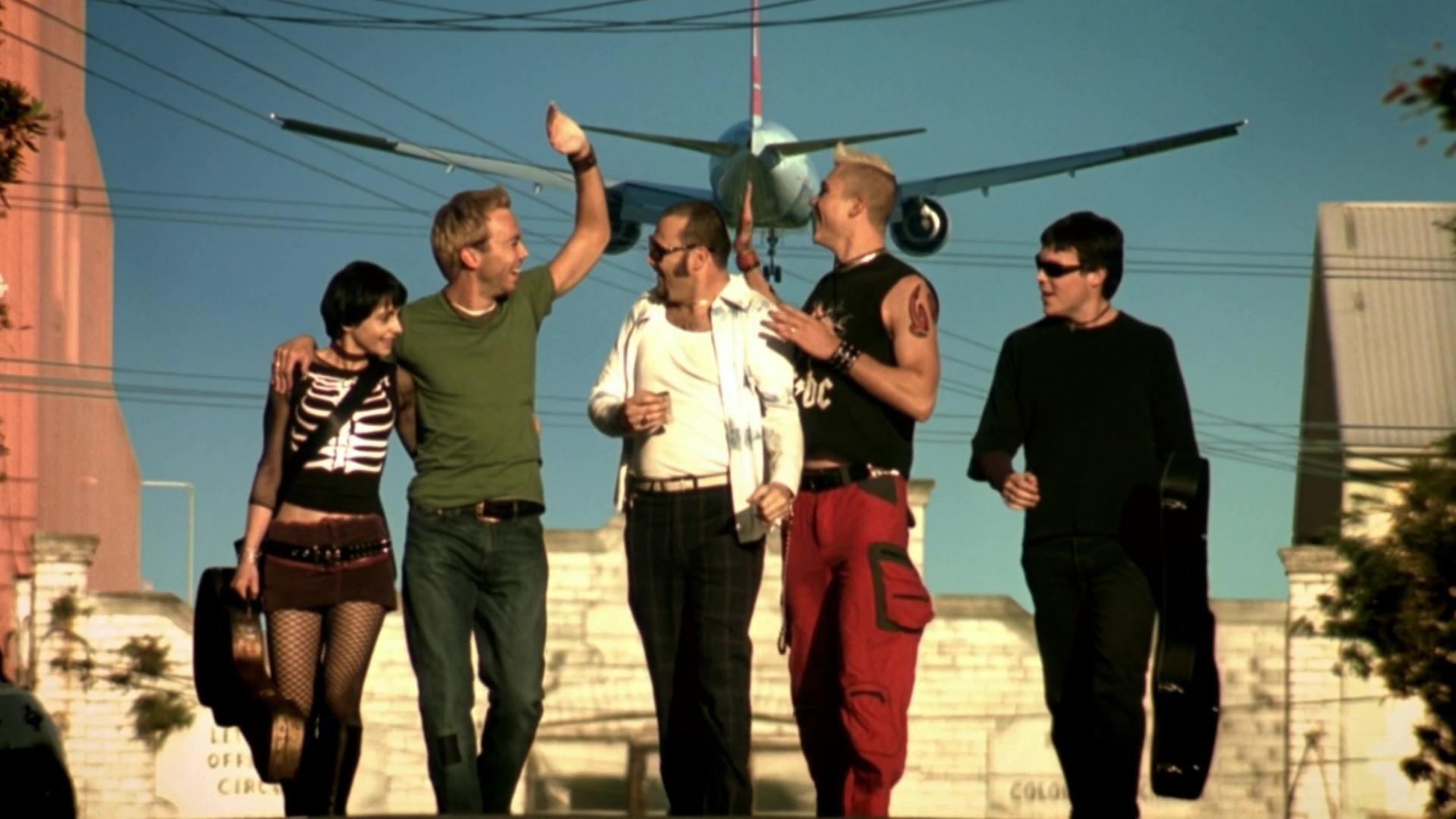 Garage Days Background