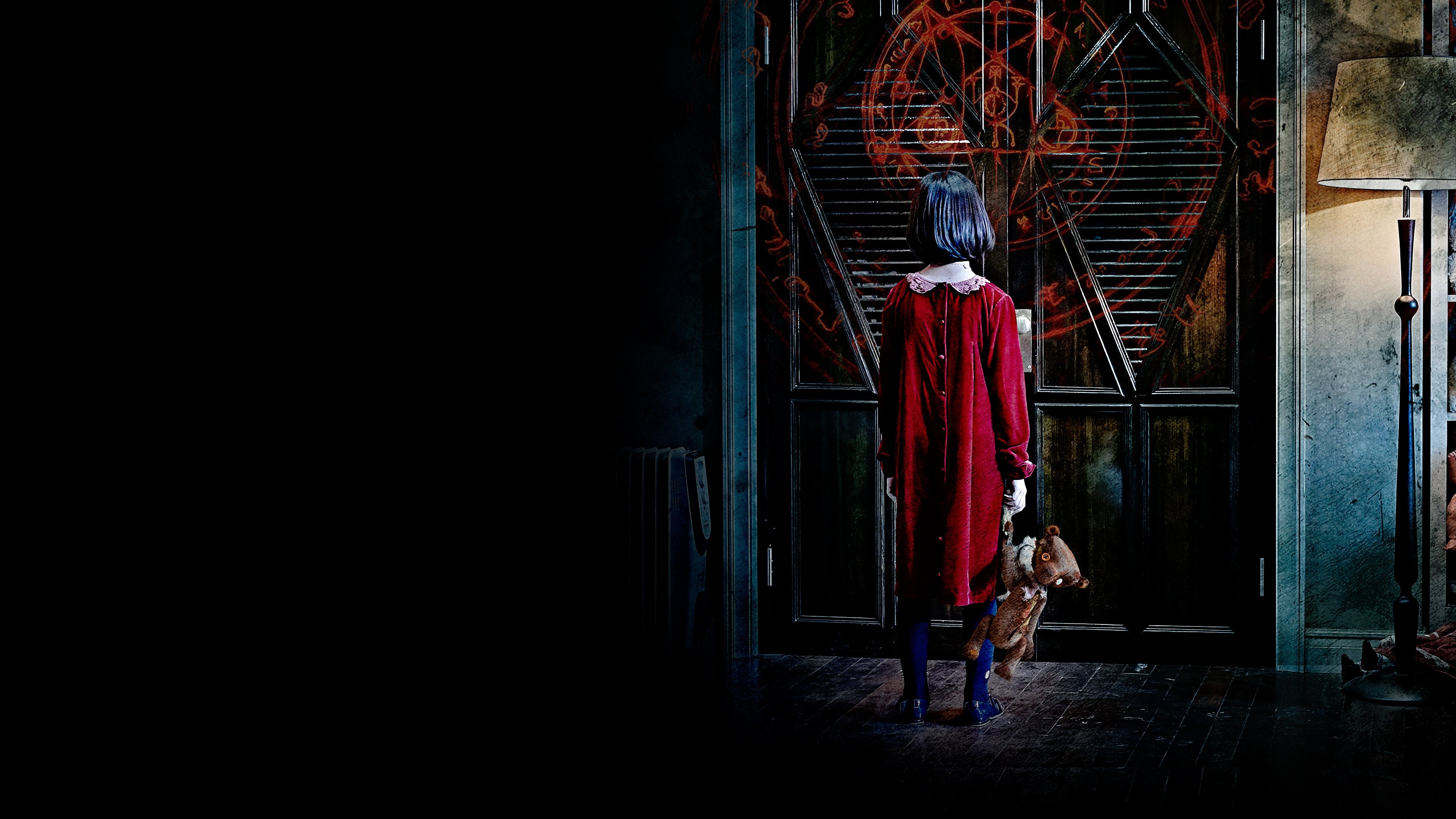 The Closet Background