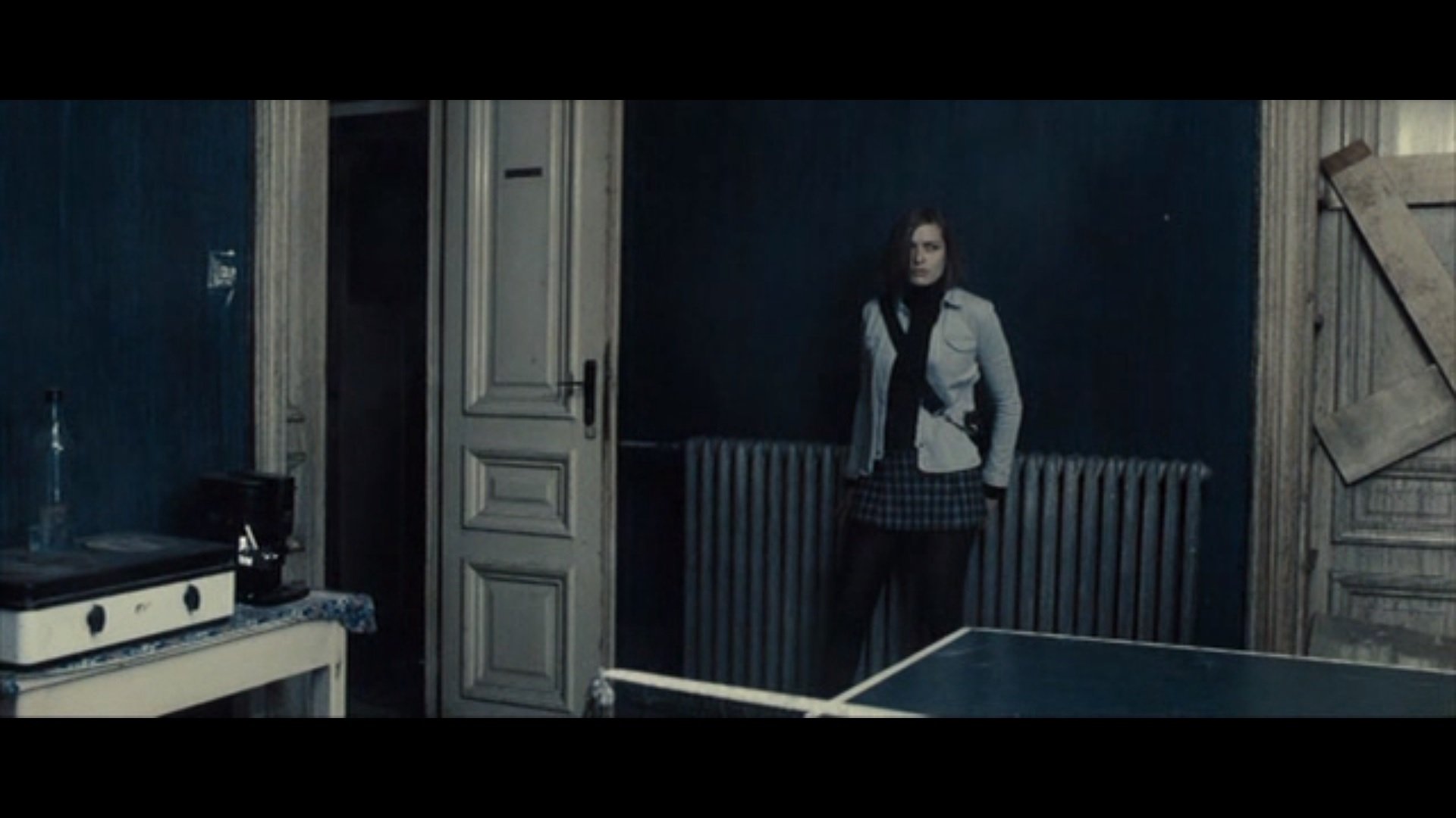 Human Zoo Background