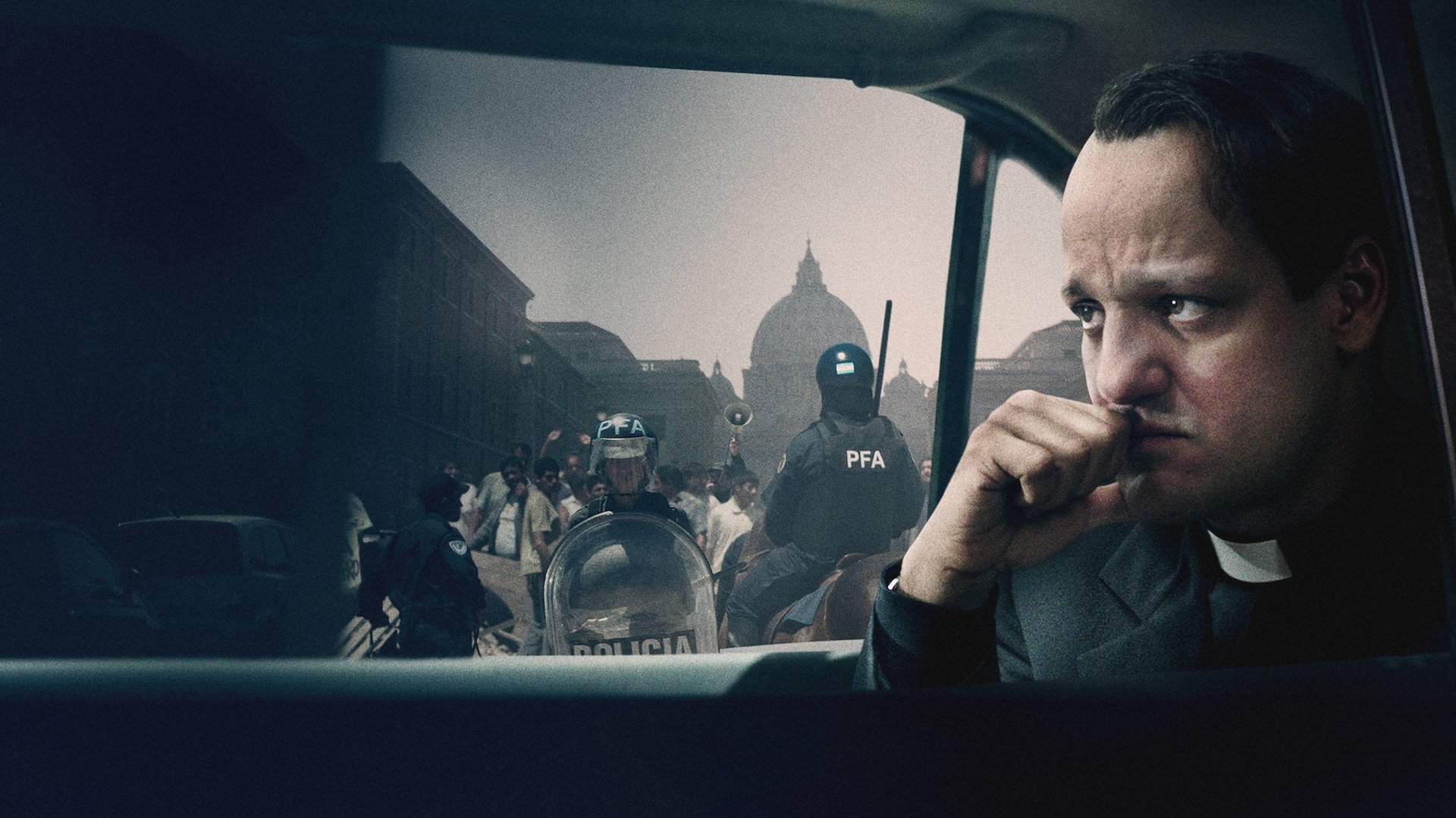 Chiamatemi Francesco Background