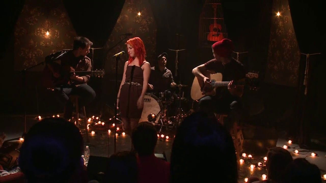 Paramore: MTV Unplugged Background