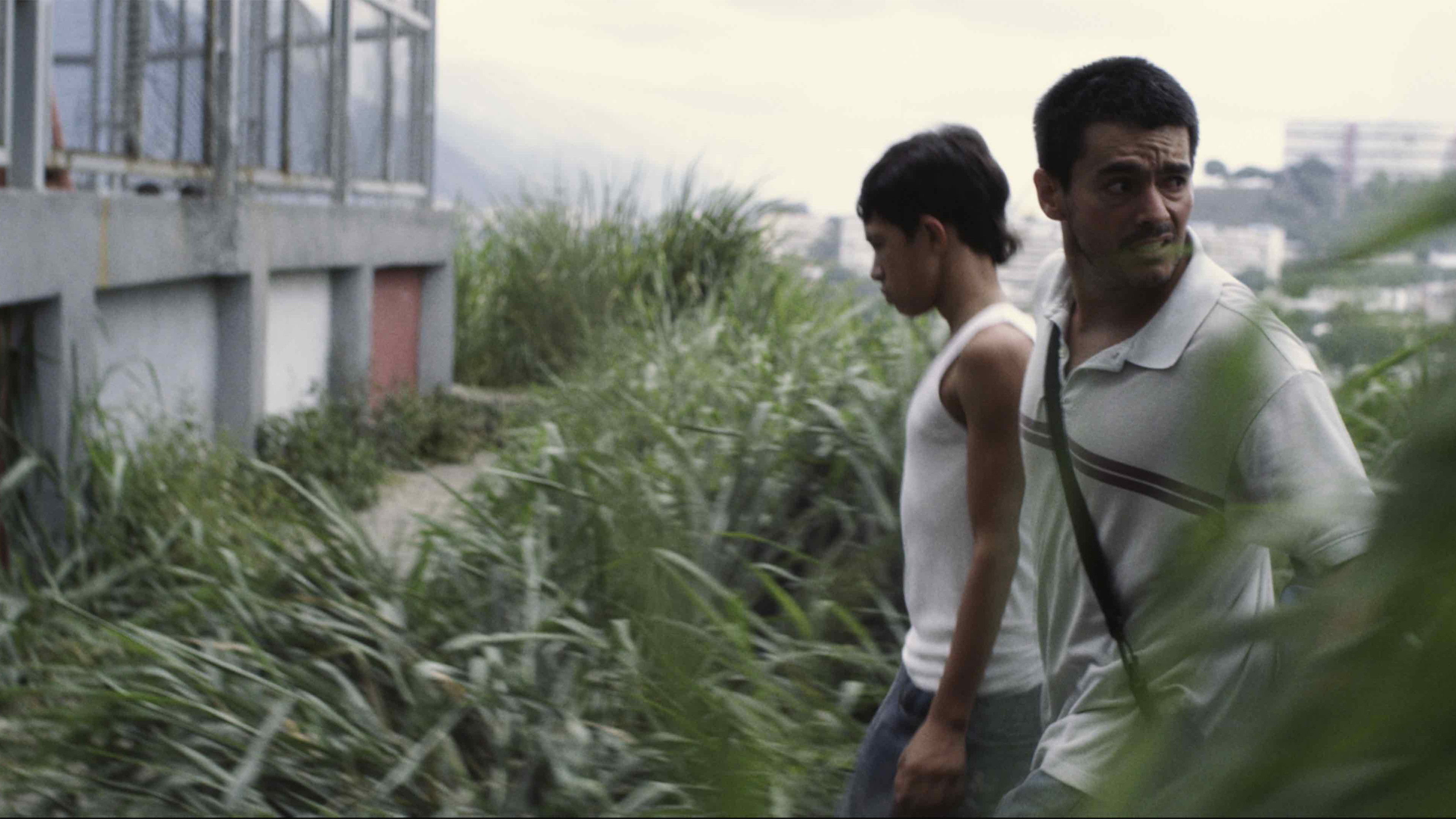 La familia Background