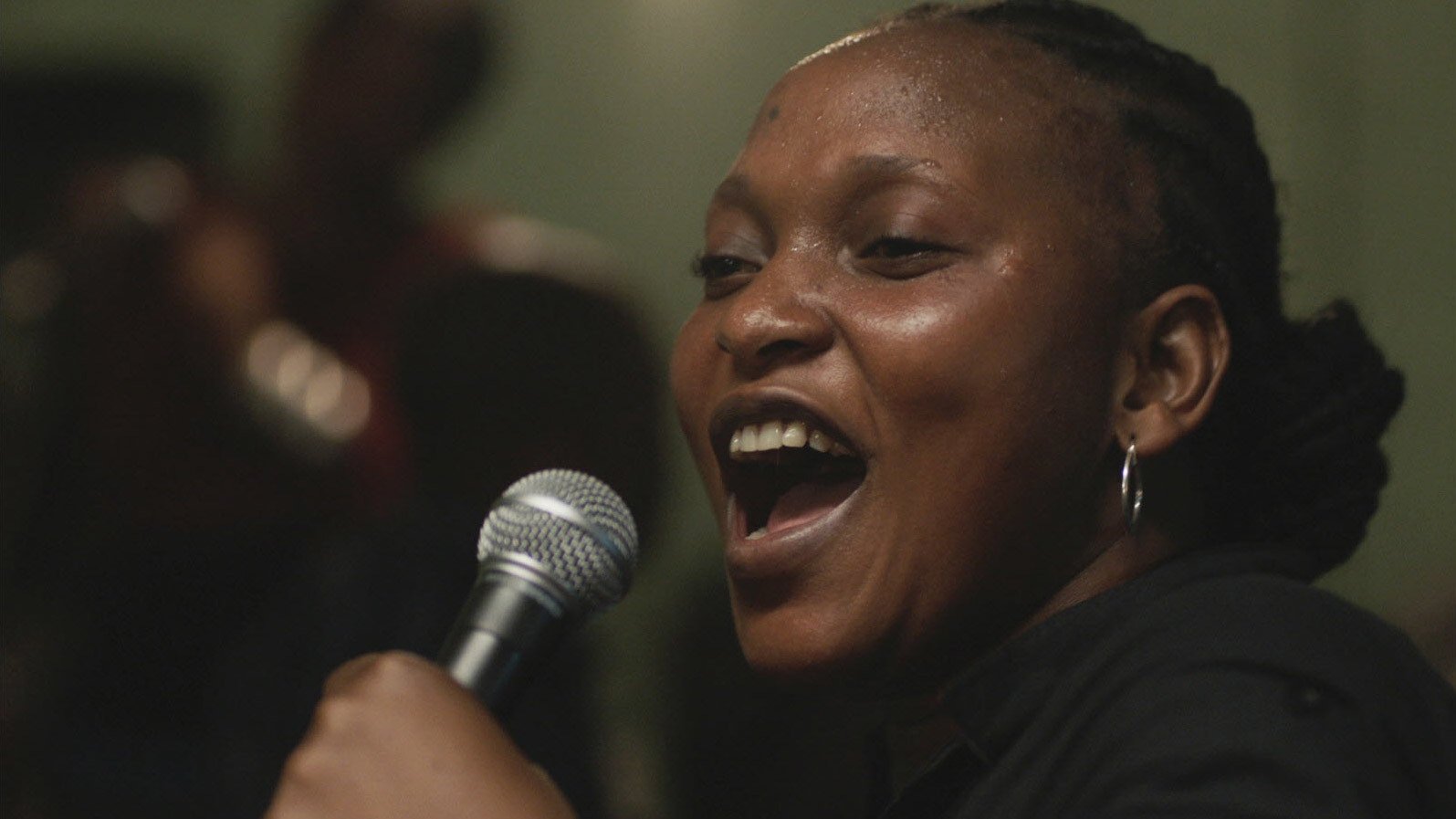 Félicité Background