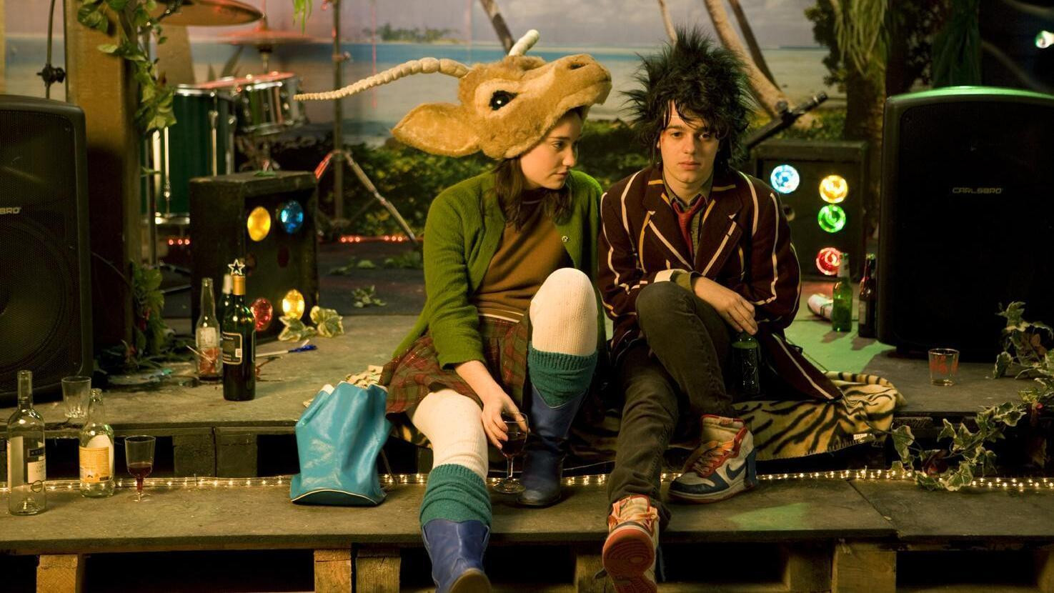 Unmade Beds Background