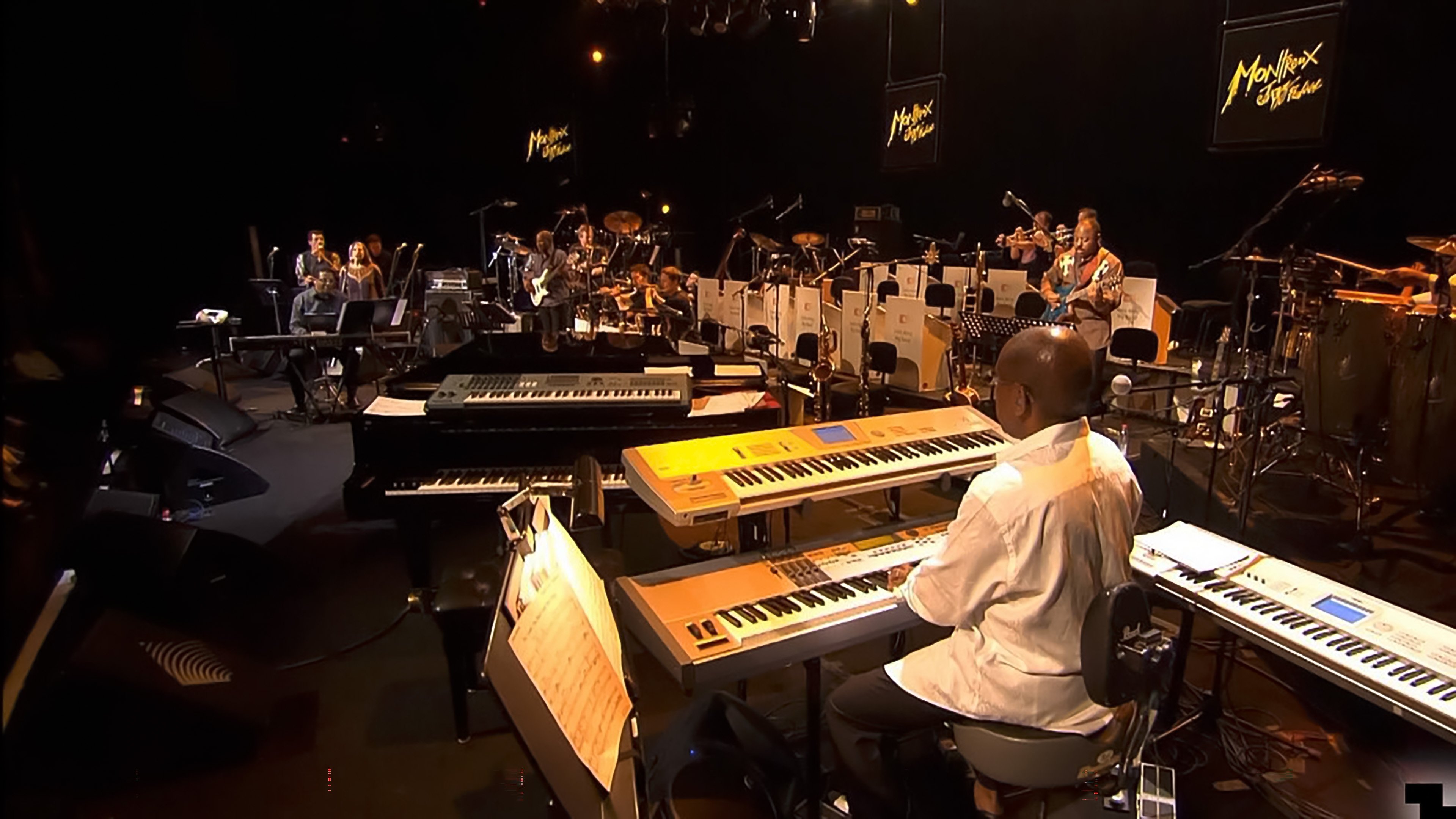 Quincy Jones : 75th Birthday Celebration Live at Montreux Background
