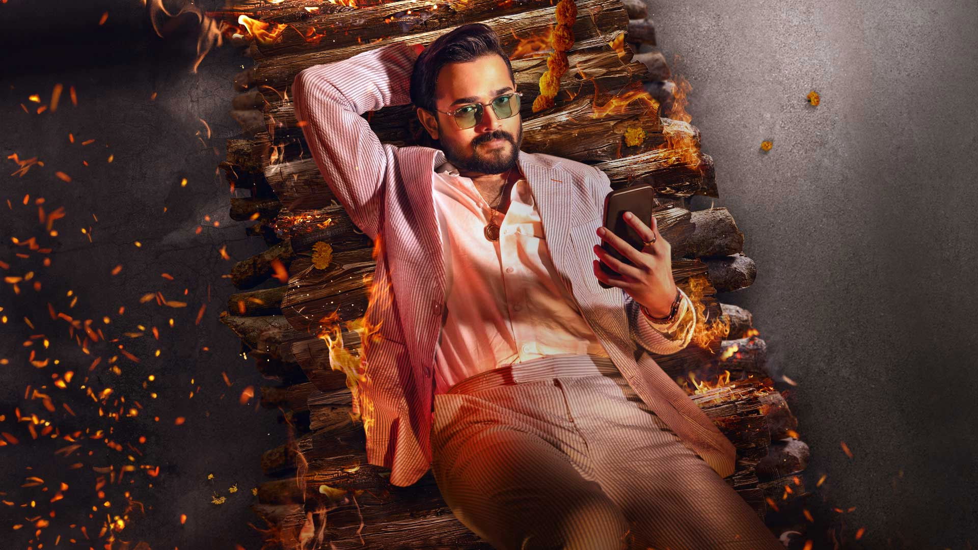 Taaza Khabar Background