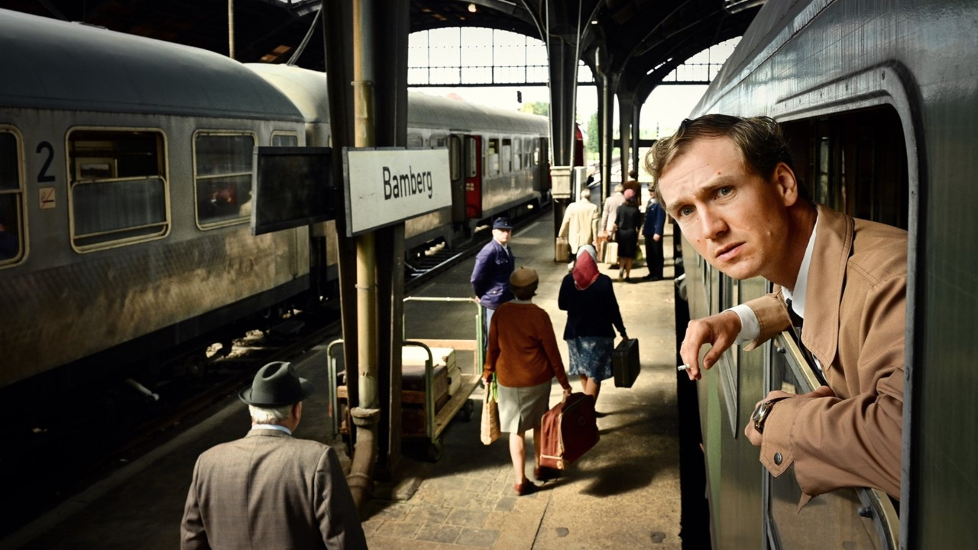 3 1/2 Hours Background