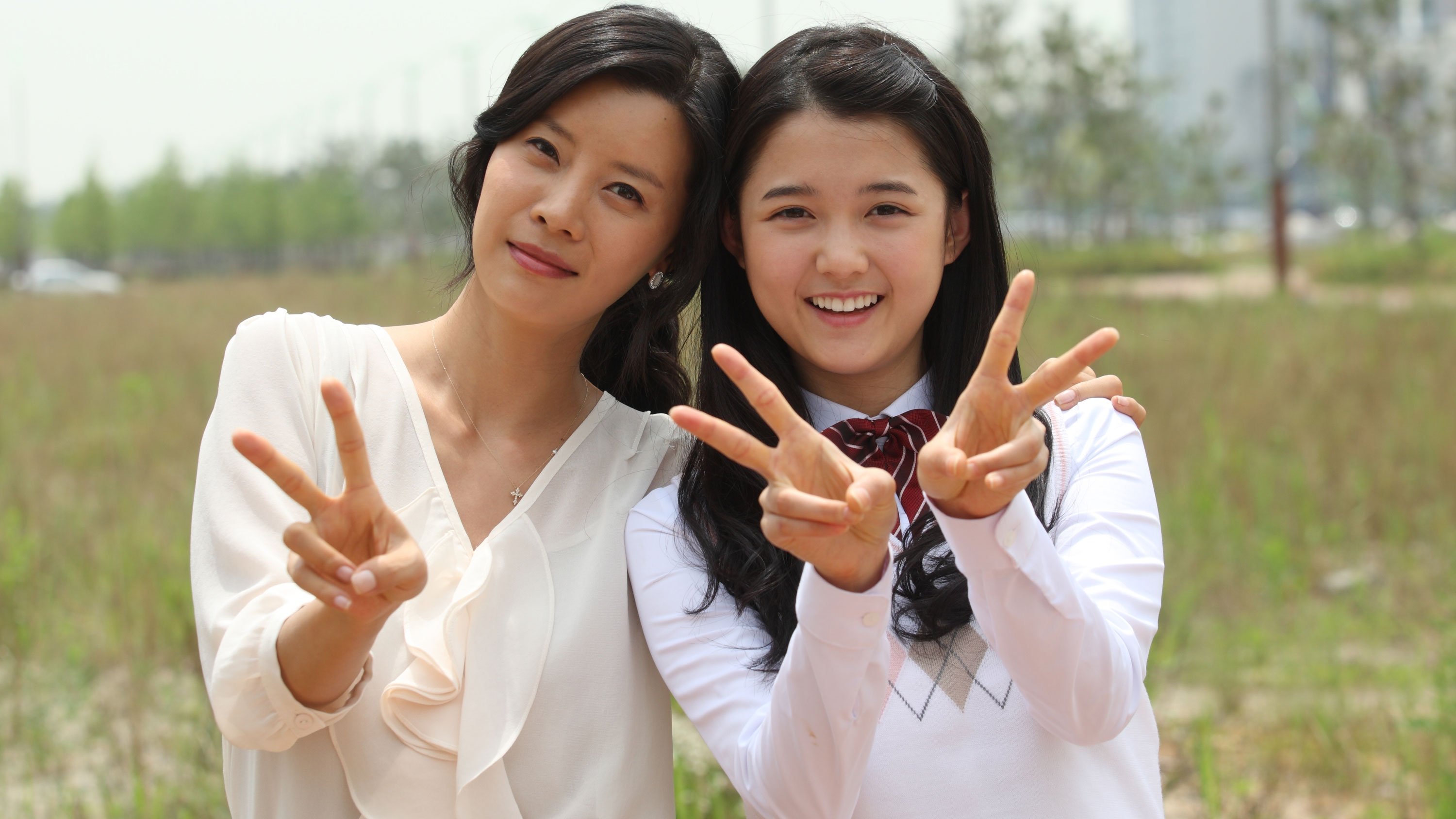 Don't Cry, Mommy Background