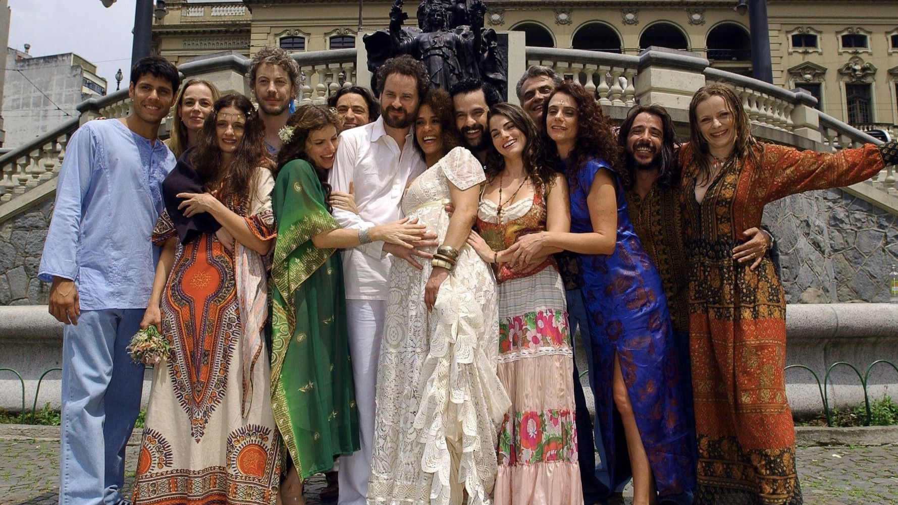 Queridos Amigos Background