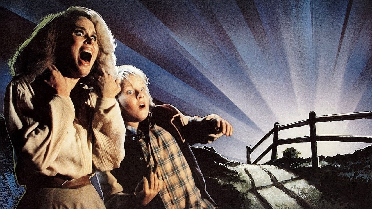 Invaders from Mars Background