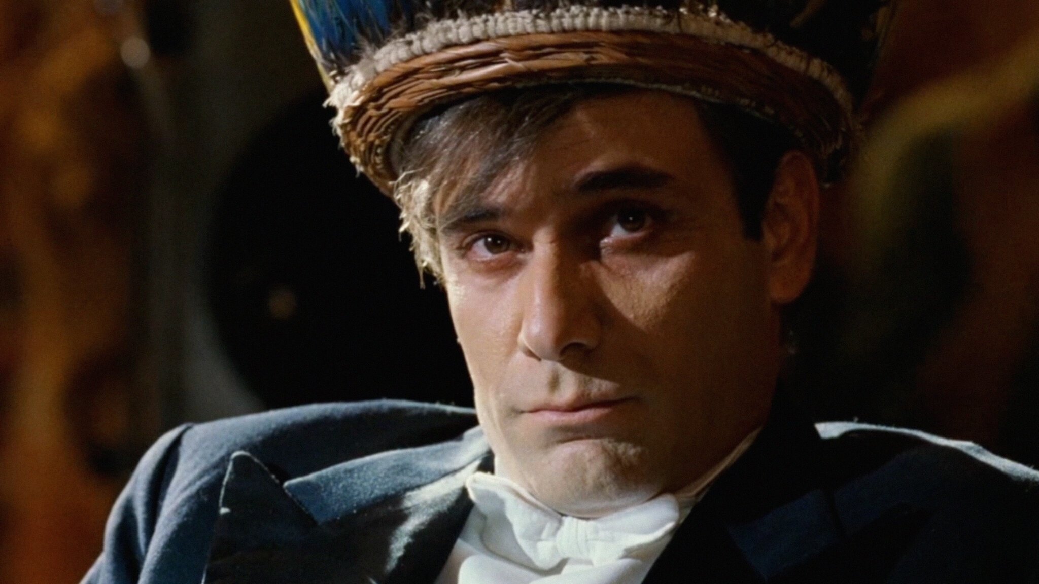 Chatô, The King of Brazil Background