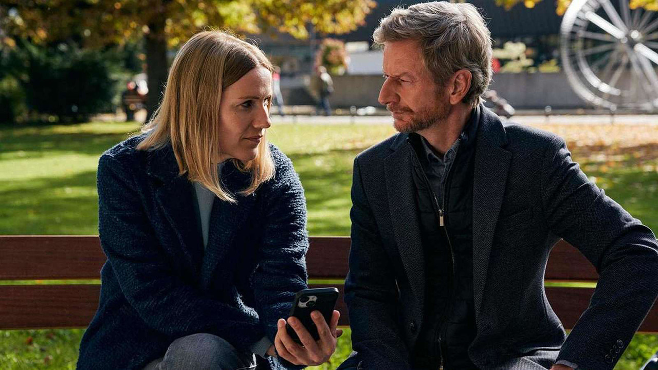 Kohlrabenschwarz Background