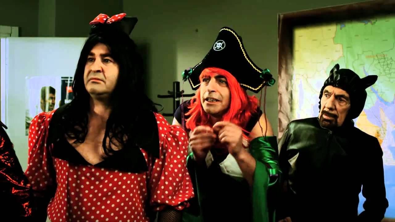 Kolpaçino: Bomba Background