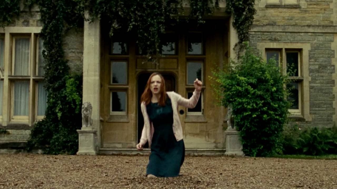 Knife Edge Background