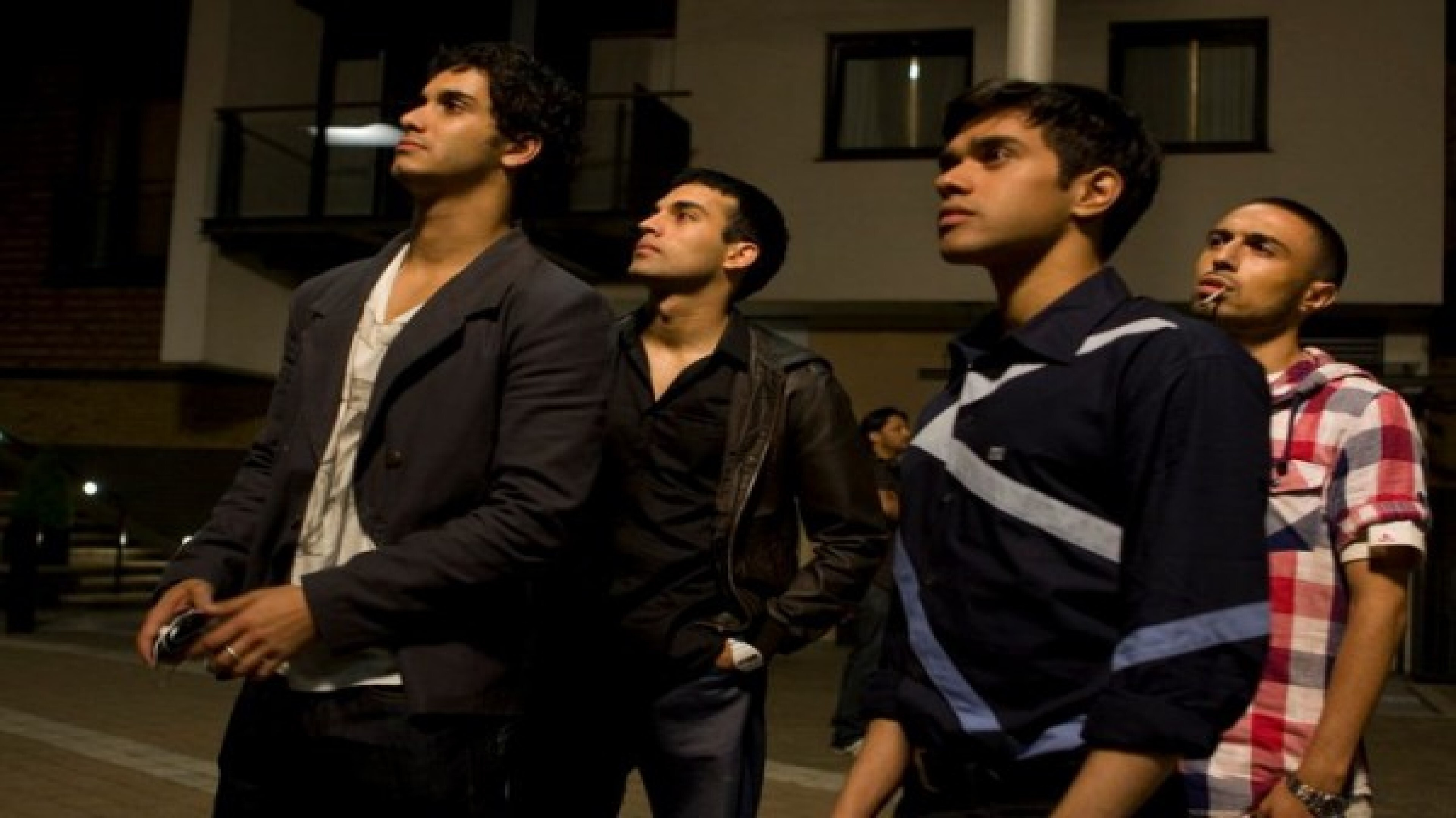 Everywhere And Nowhere Background