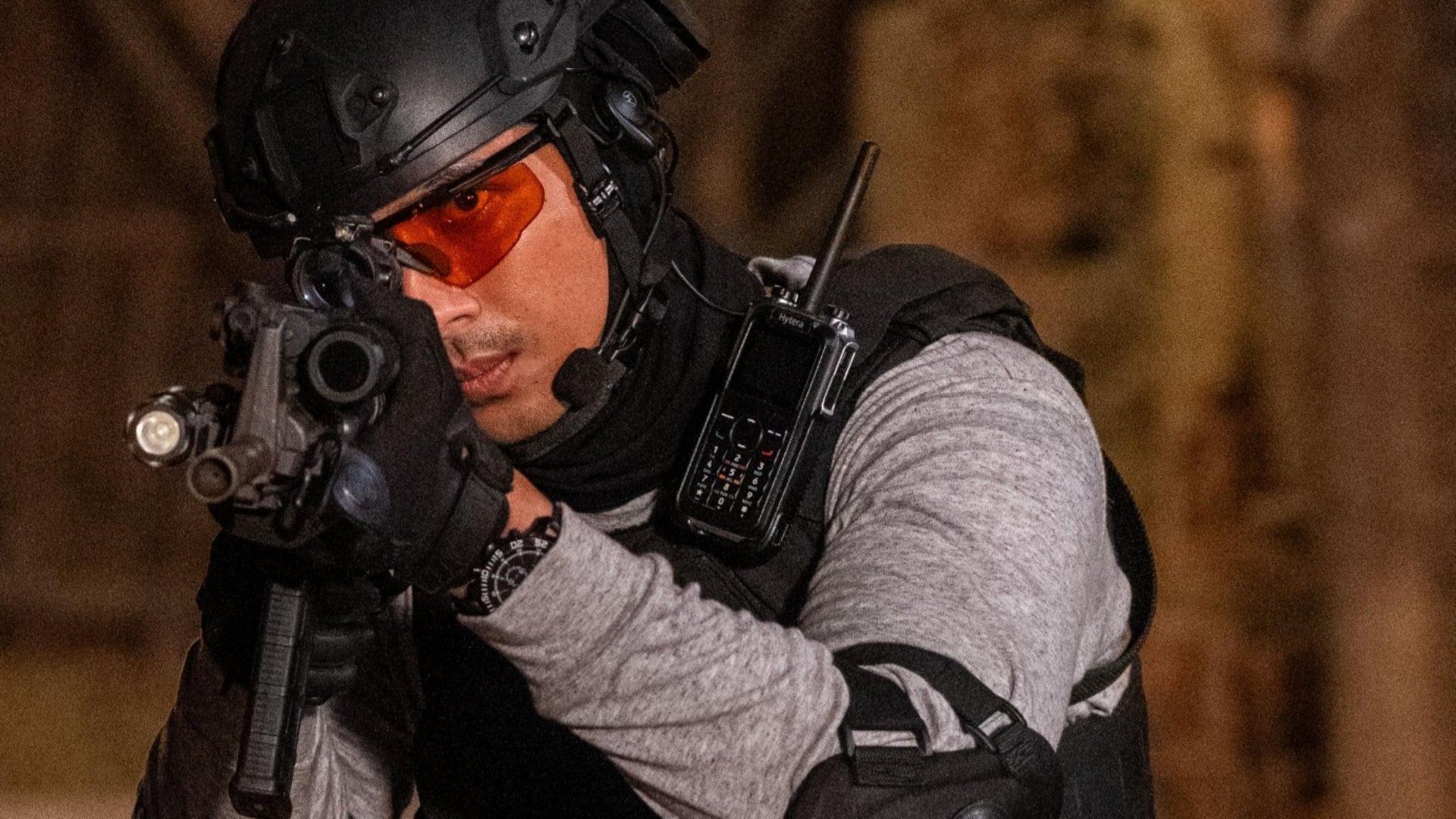 Broken Wings 2: Olivia Background