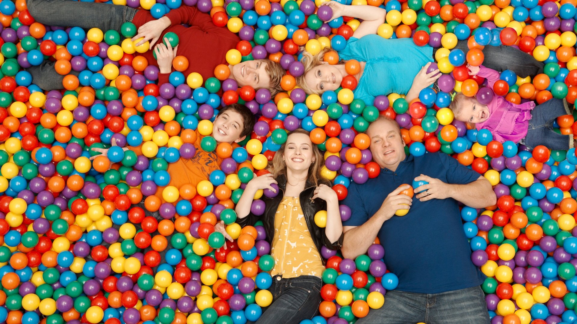 Good Luck Charlie Background