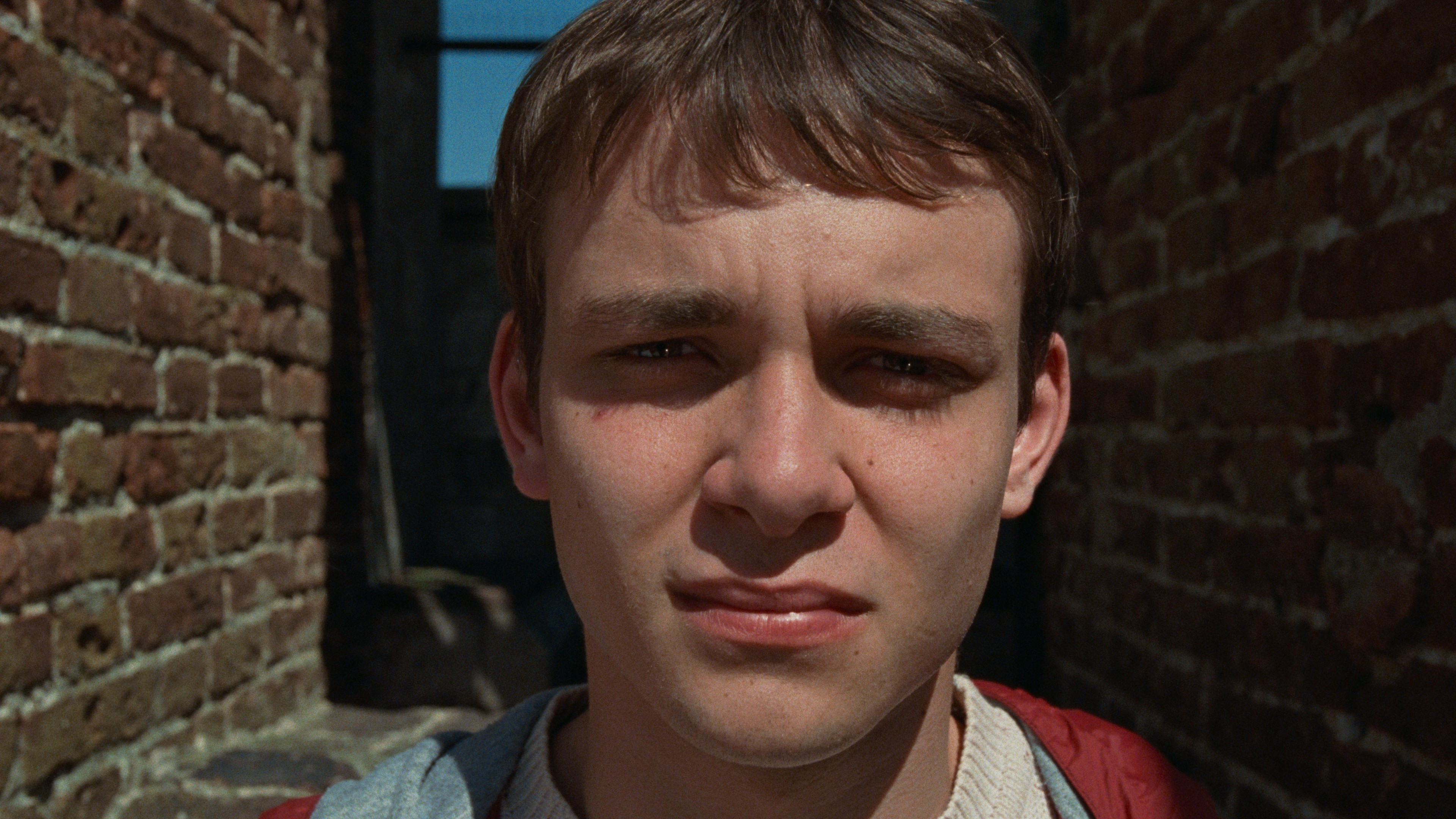 Diciannove Background