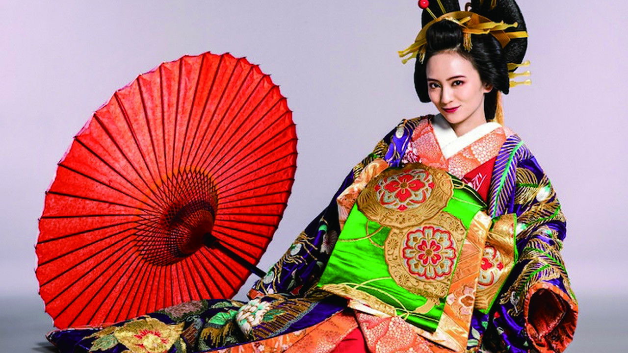 Edo Moiselle Background