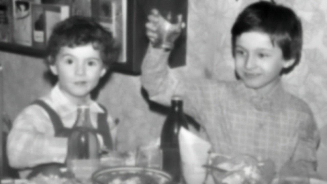 Monologue Background