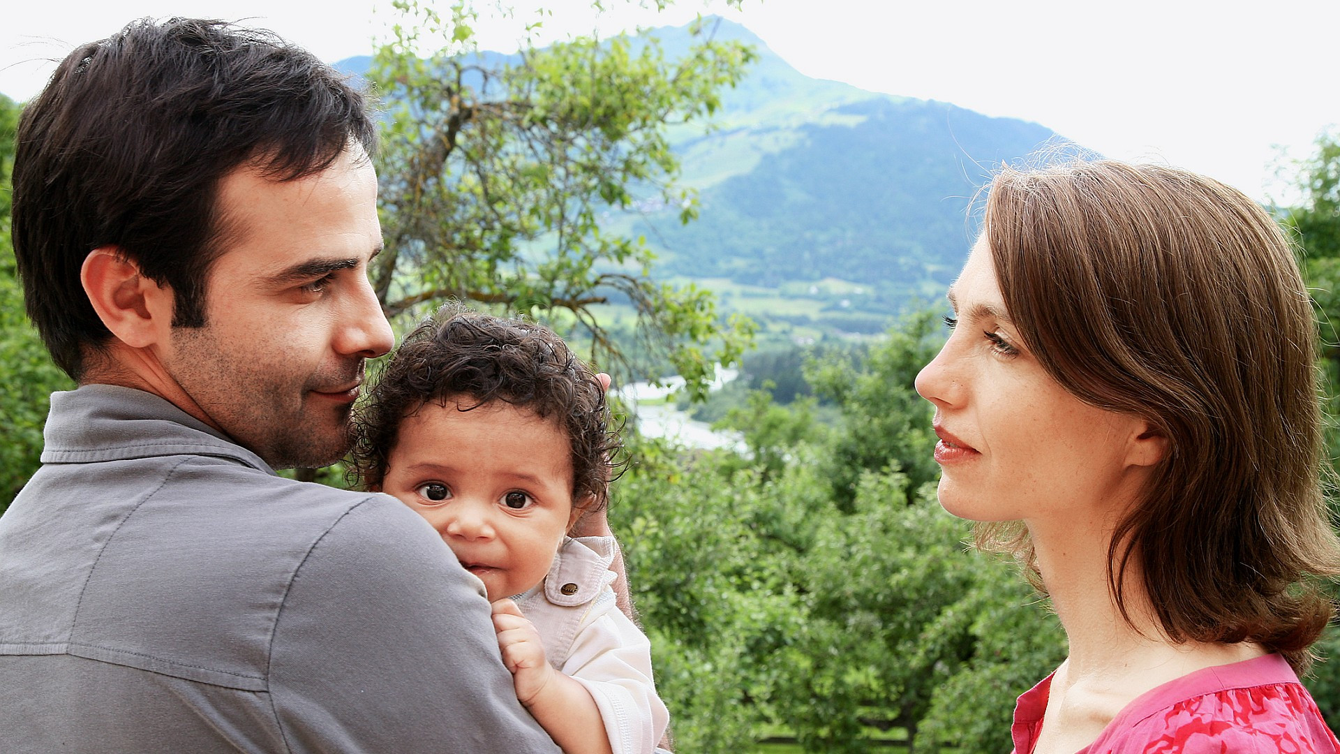 Canzun Alpina Background