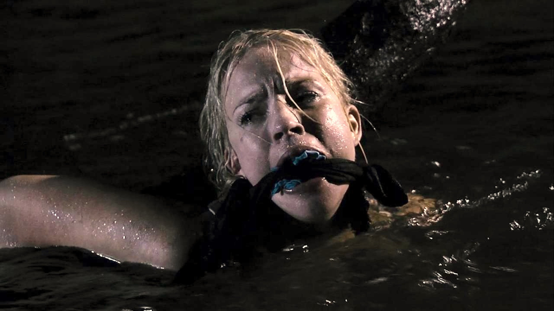 Savages Crossing Background