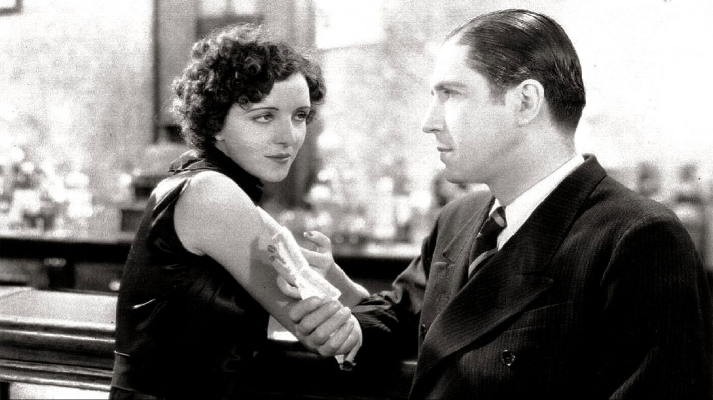 Cuesta abajo Background