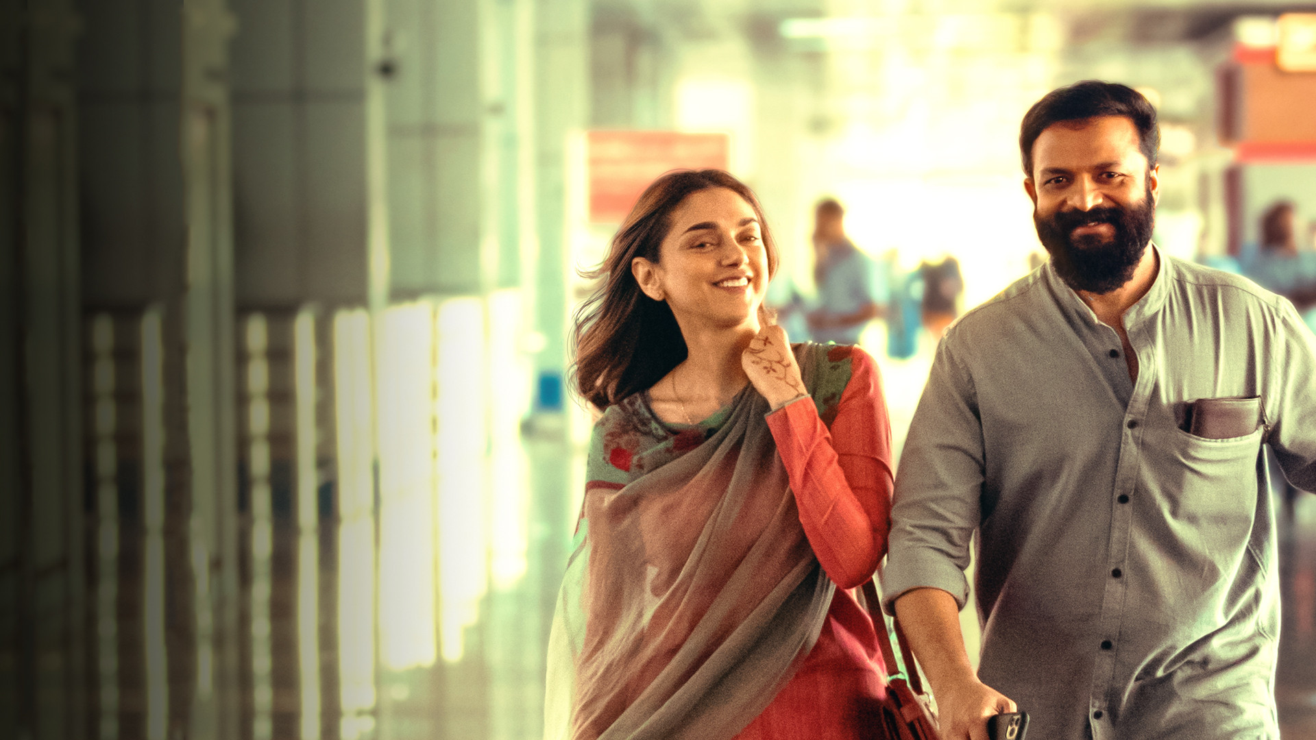 Sufiyum Sujatayum Background