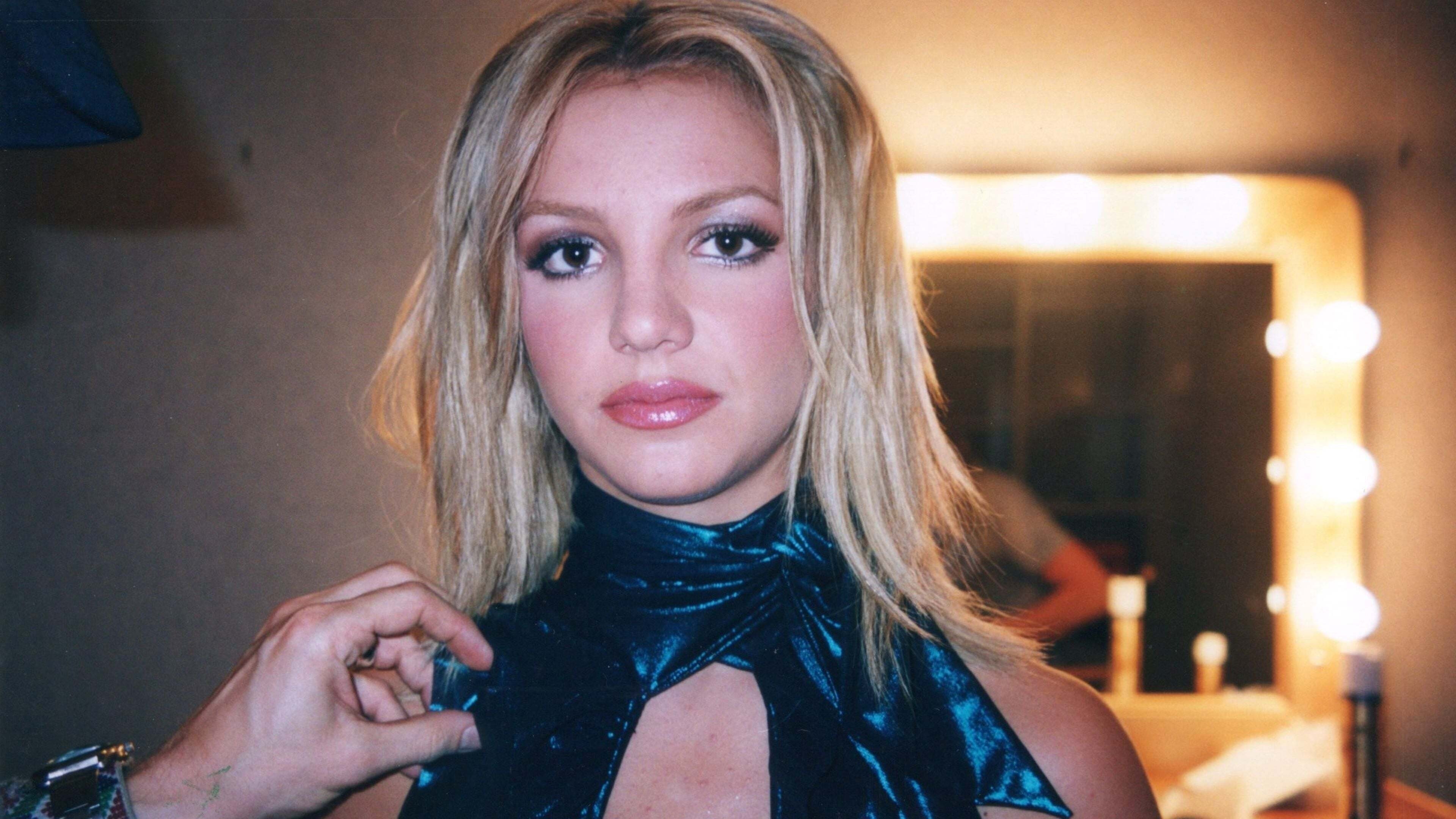 Framing Britney Spears Background