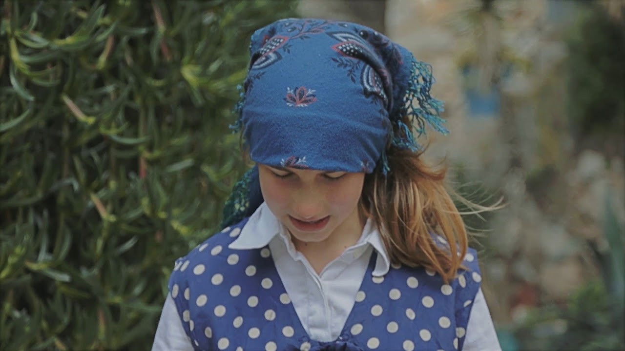 Endless Tail Background